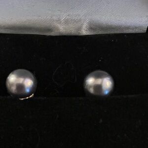 Black Pearl Earrings